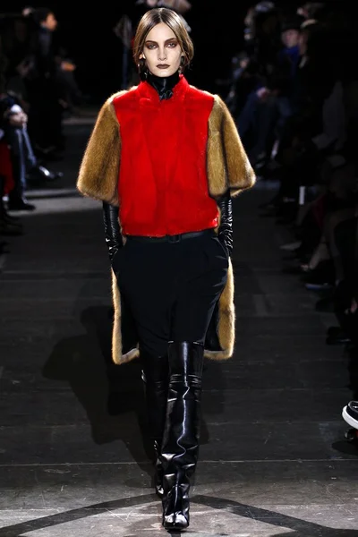 Look 21